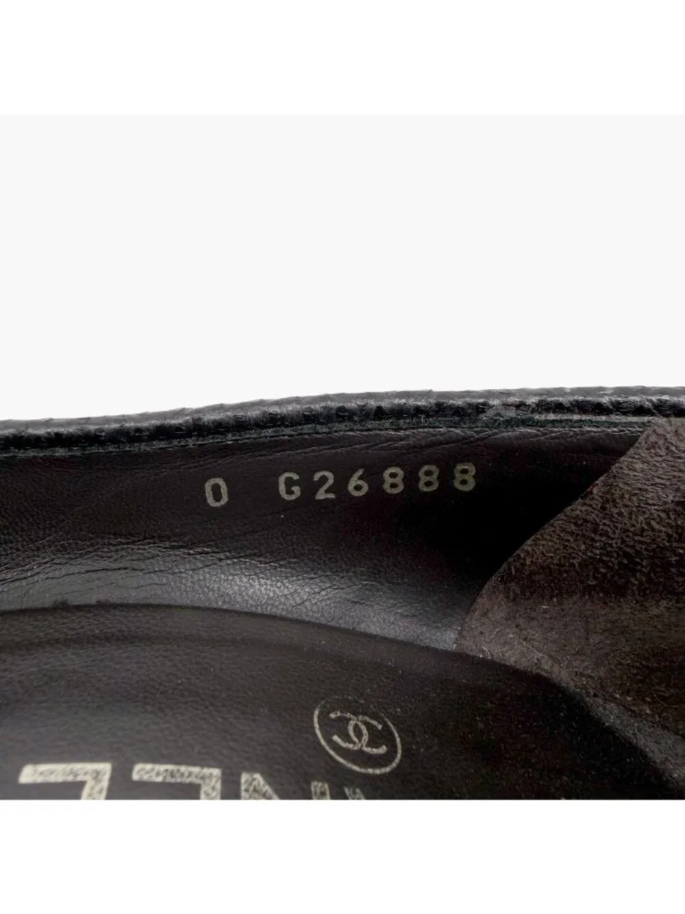 Chanel Textured Gray CC Logo Cap Toe Platform Pumps Heels Size 37.5 US 6.5–7